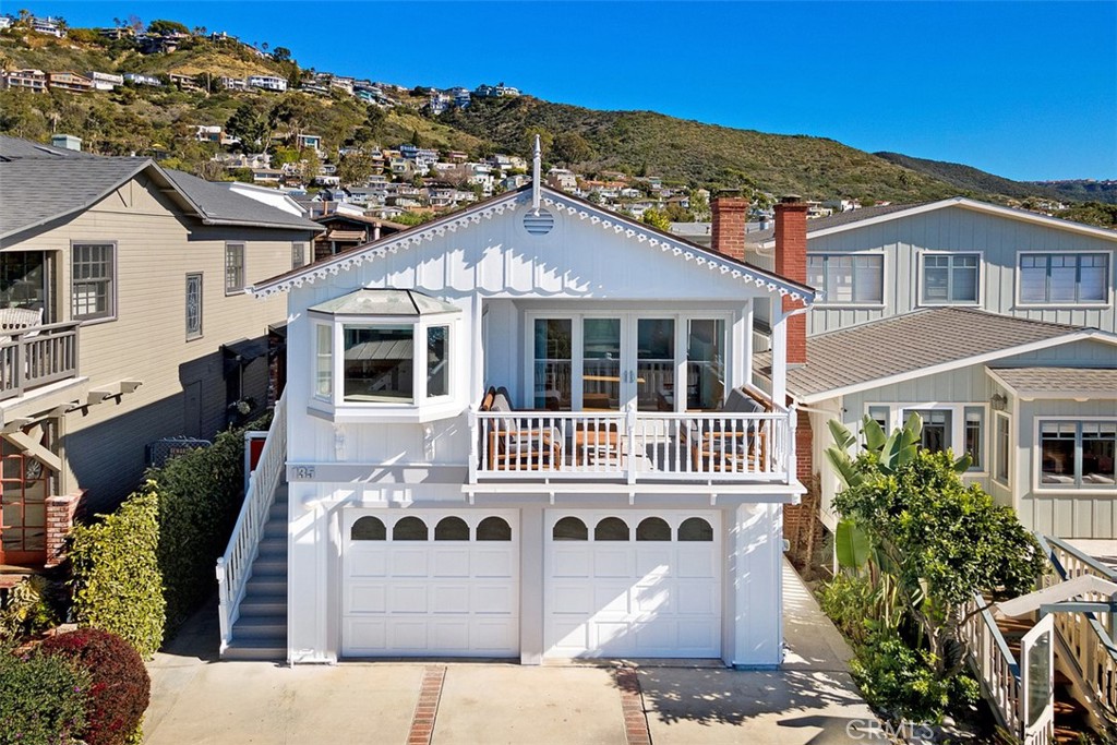 135 Sunset Terrace