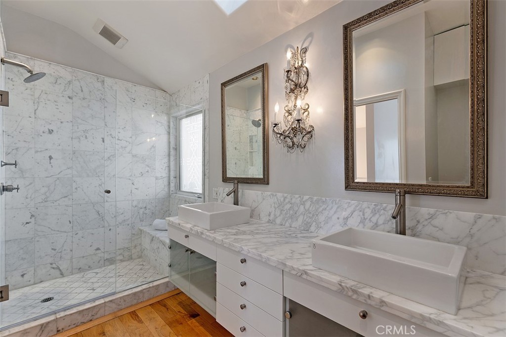 135 Sunset Terrace