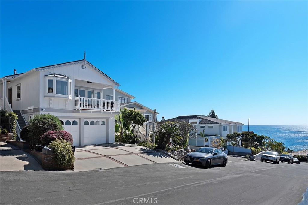 135 Sunset Terrace