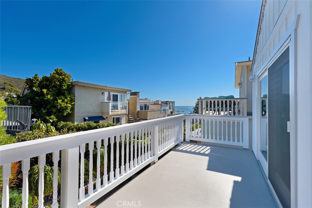 135 Sunset Terrace