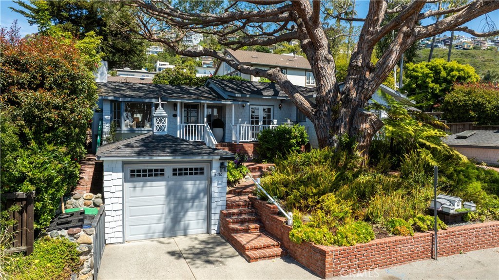 2130 Glenneyre Street