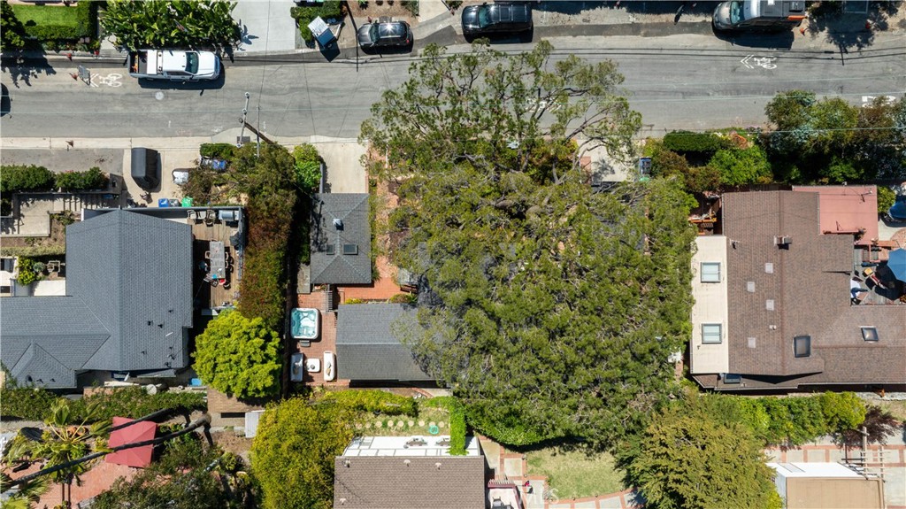 2130 Glenneyre Street