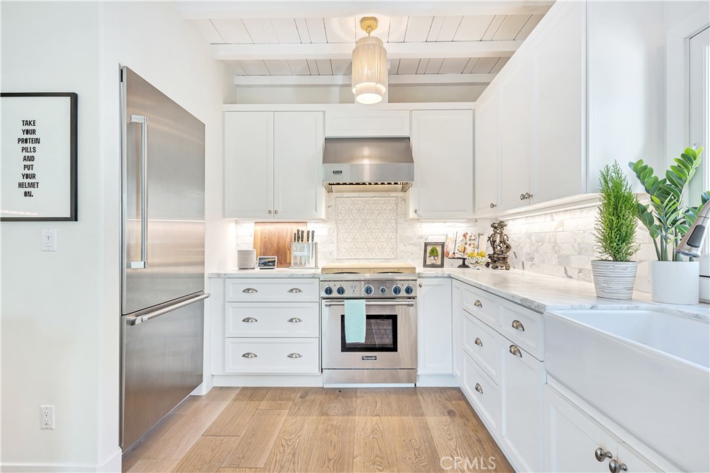 802 Rembrandt Drive