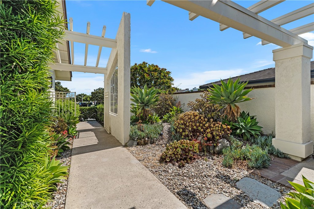 37 Beachcomber Drive