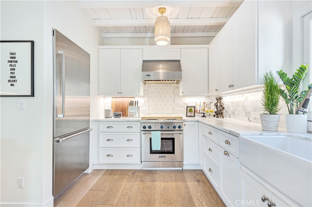 802 Rembrandt Drive