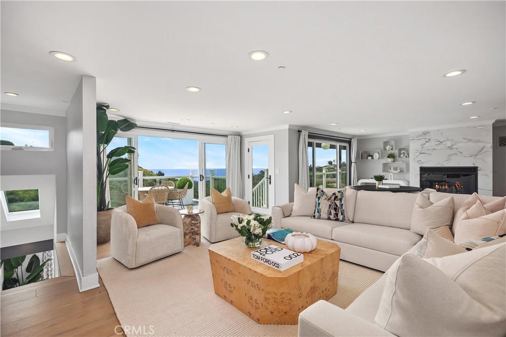 1414 Mar Vista