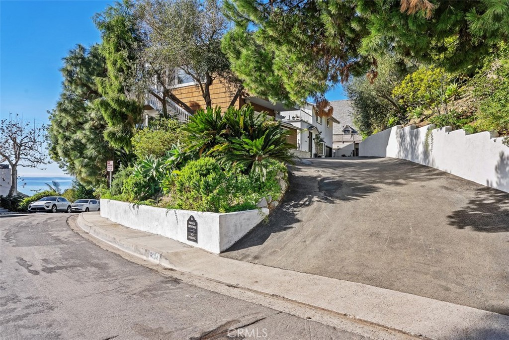 1414 Mar Vista