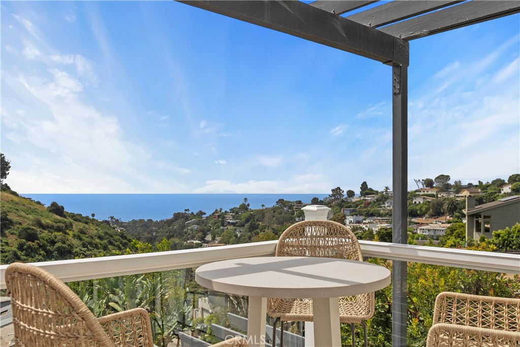 1414 Mar Vista