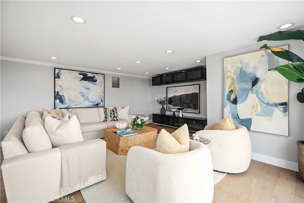 1414 Mar Vista