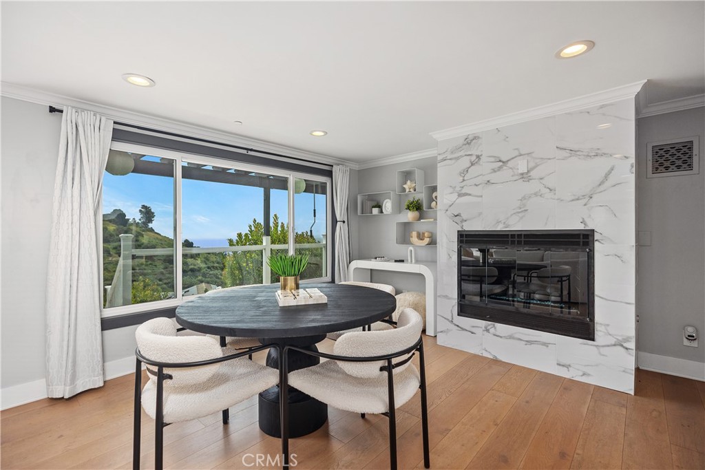 1414 Mar Vista