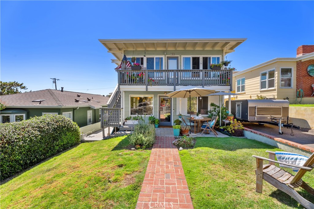 272 Beverly