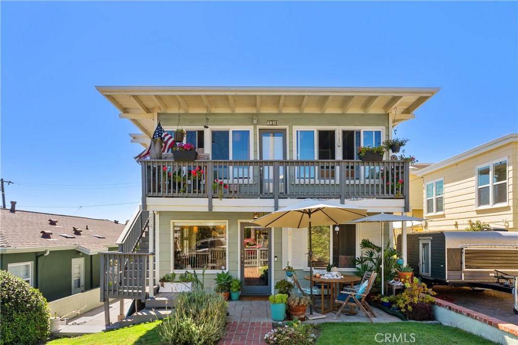 272 Beverly