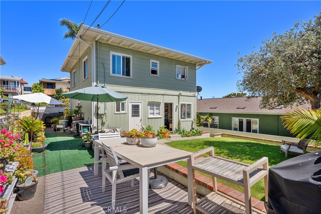 272 Beverly