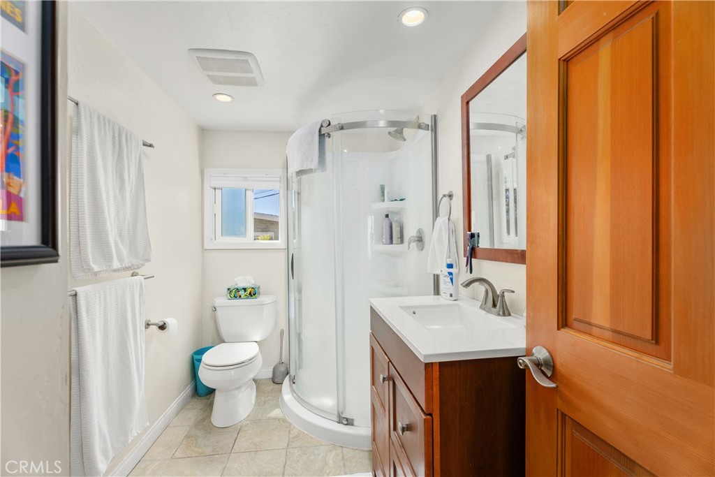 272 Beverly