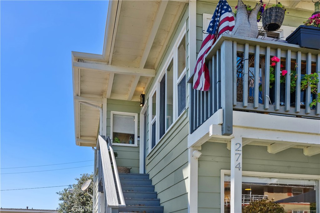 272 Beverly