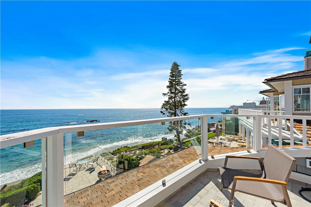 1369 Gaviota Drive