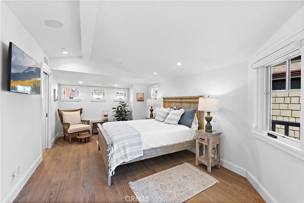 1369 Gaviota Drive