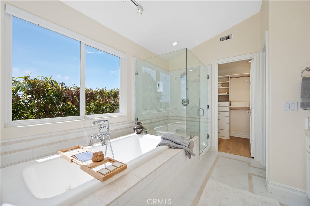 334 Locust Street 2