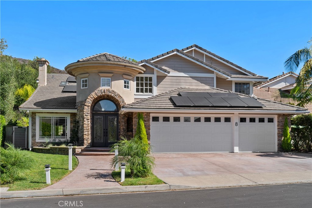 8 Eastridge