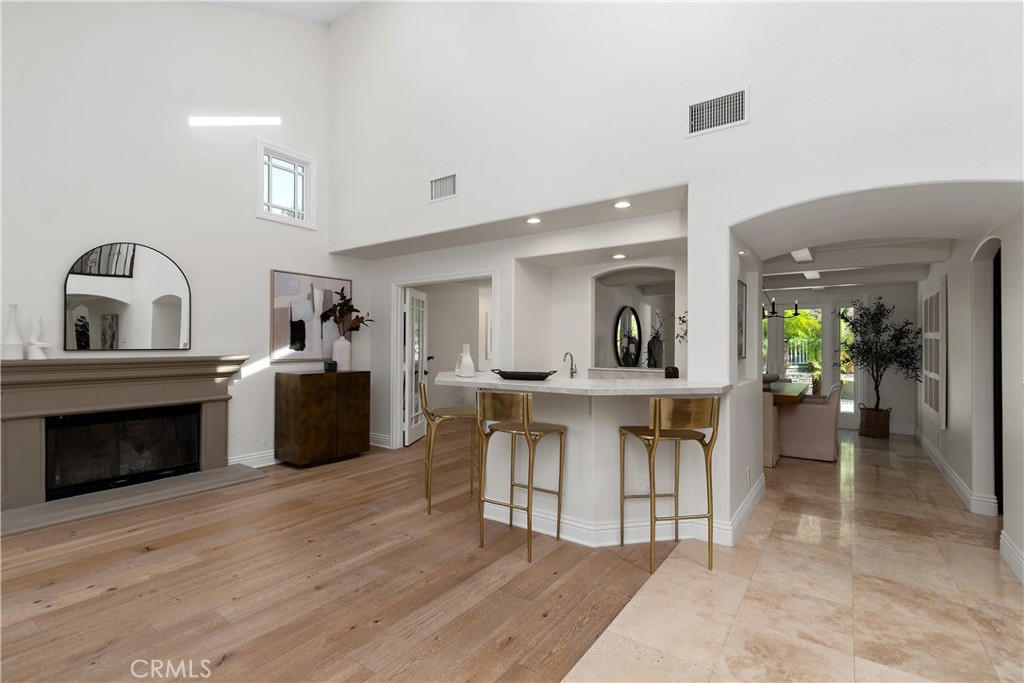 8 Eastridge