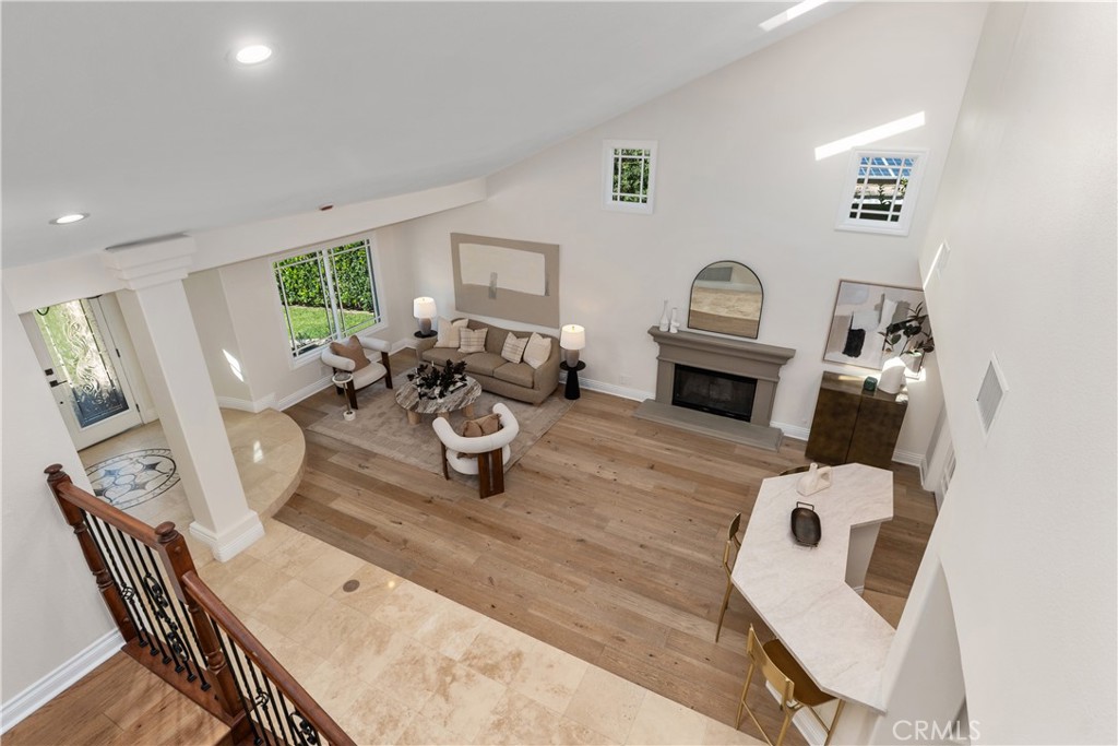 8 Eastridge