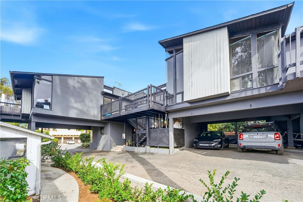 2101 Glenneyre