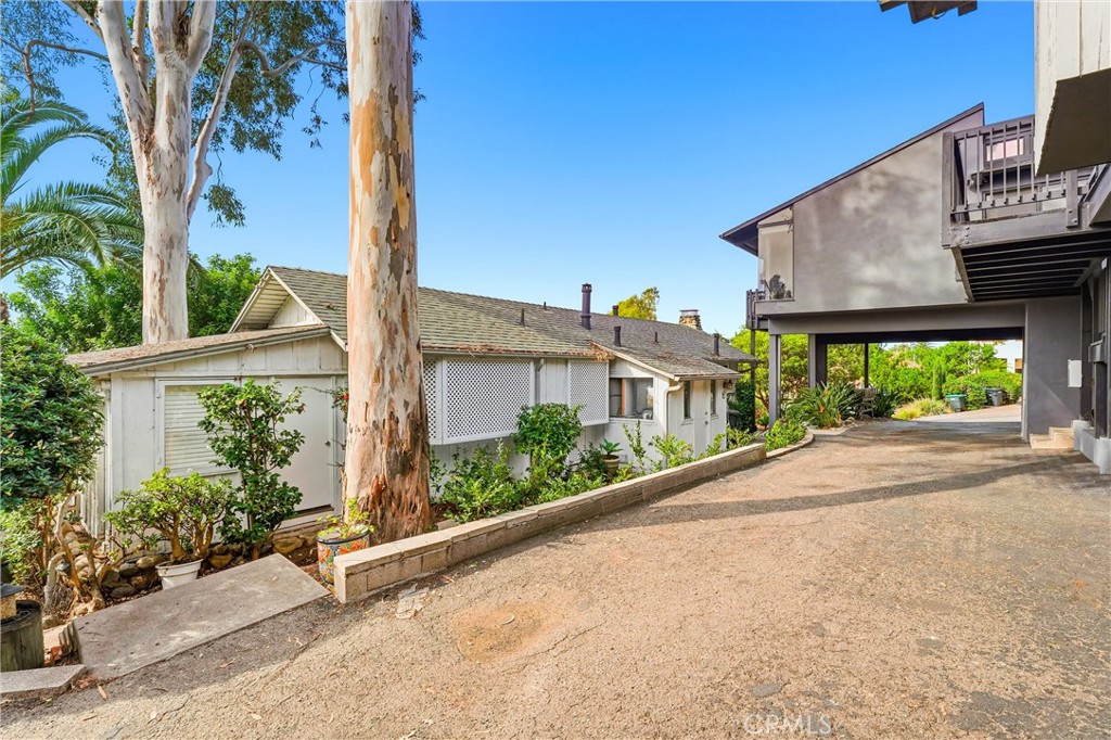 2101 Glenneyre