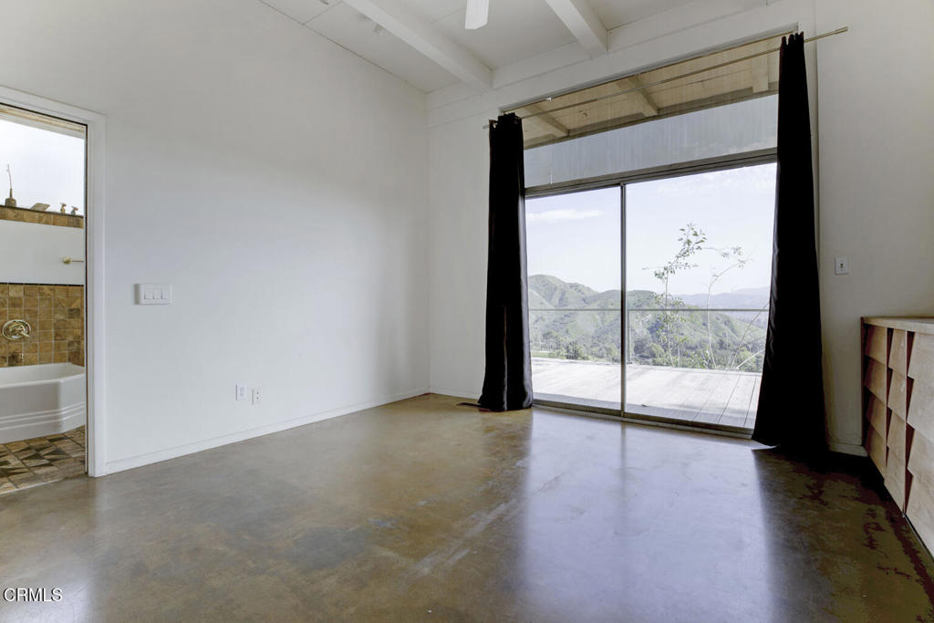 12016 Mountain View Trail