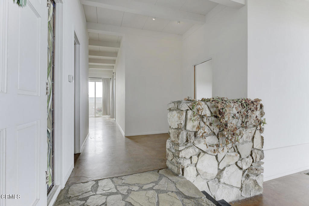 12016 Mountain View Trail