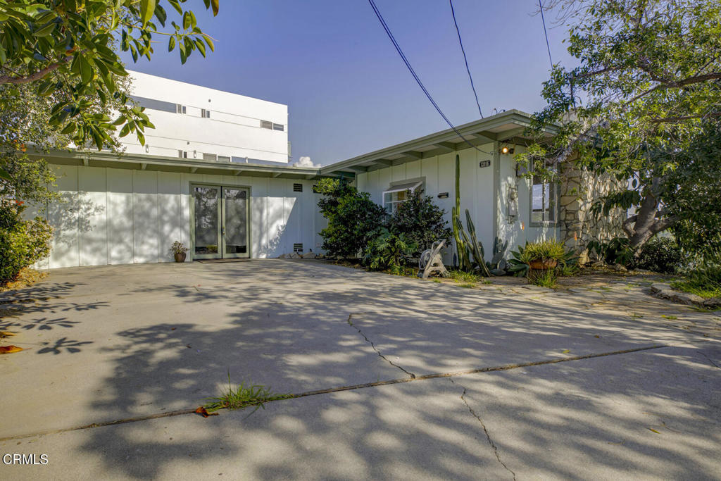 12016 Mountain View Trail