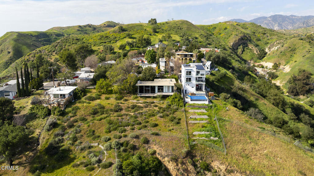 12016 Mountain View Trail