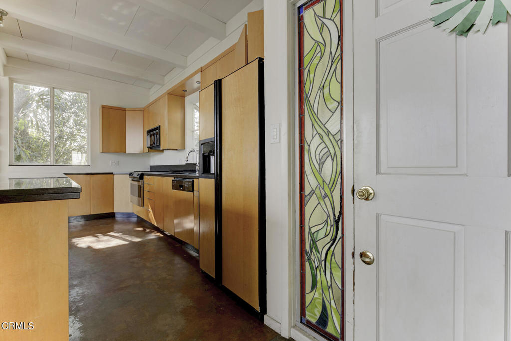 12016 Mountain View Trail