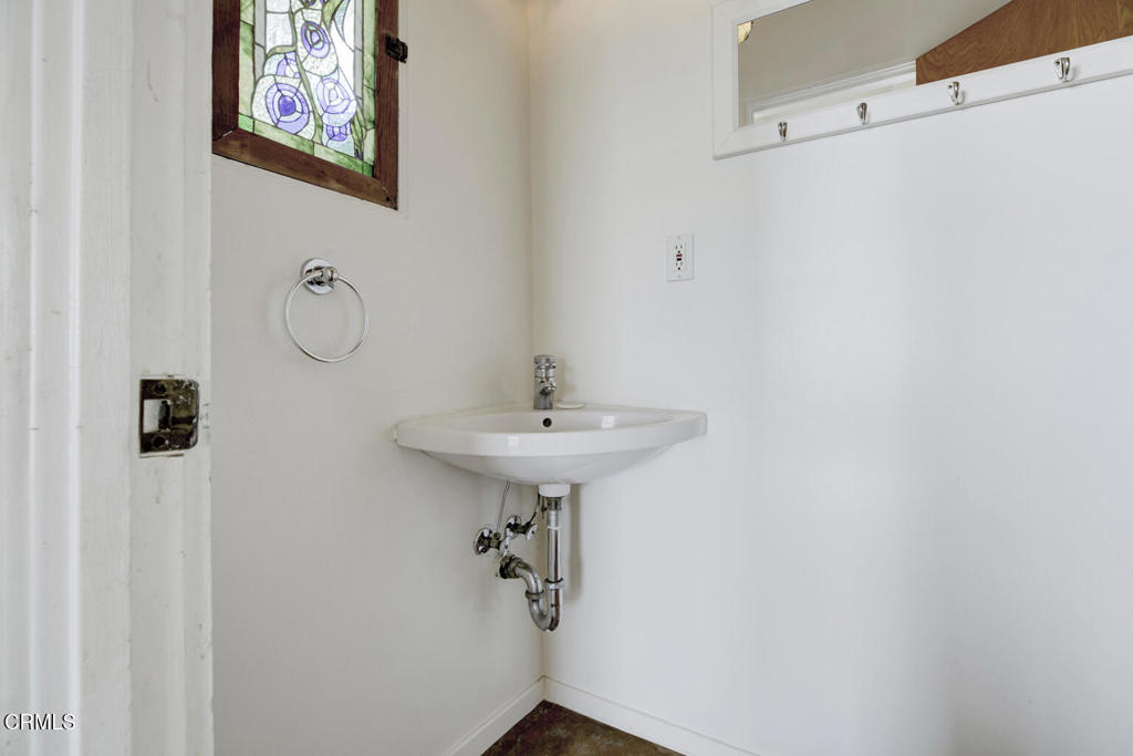 12016 Mountain View Trail