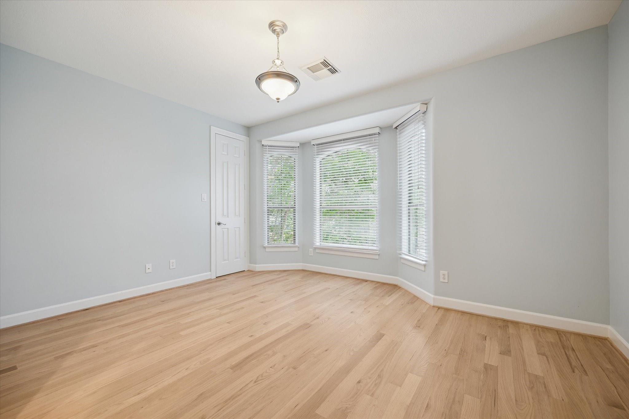 4106 Lehigh Avenue