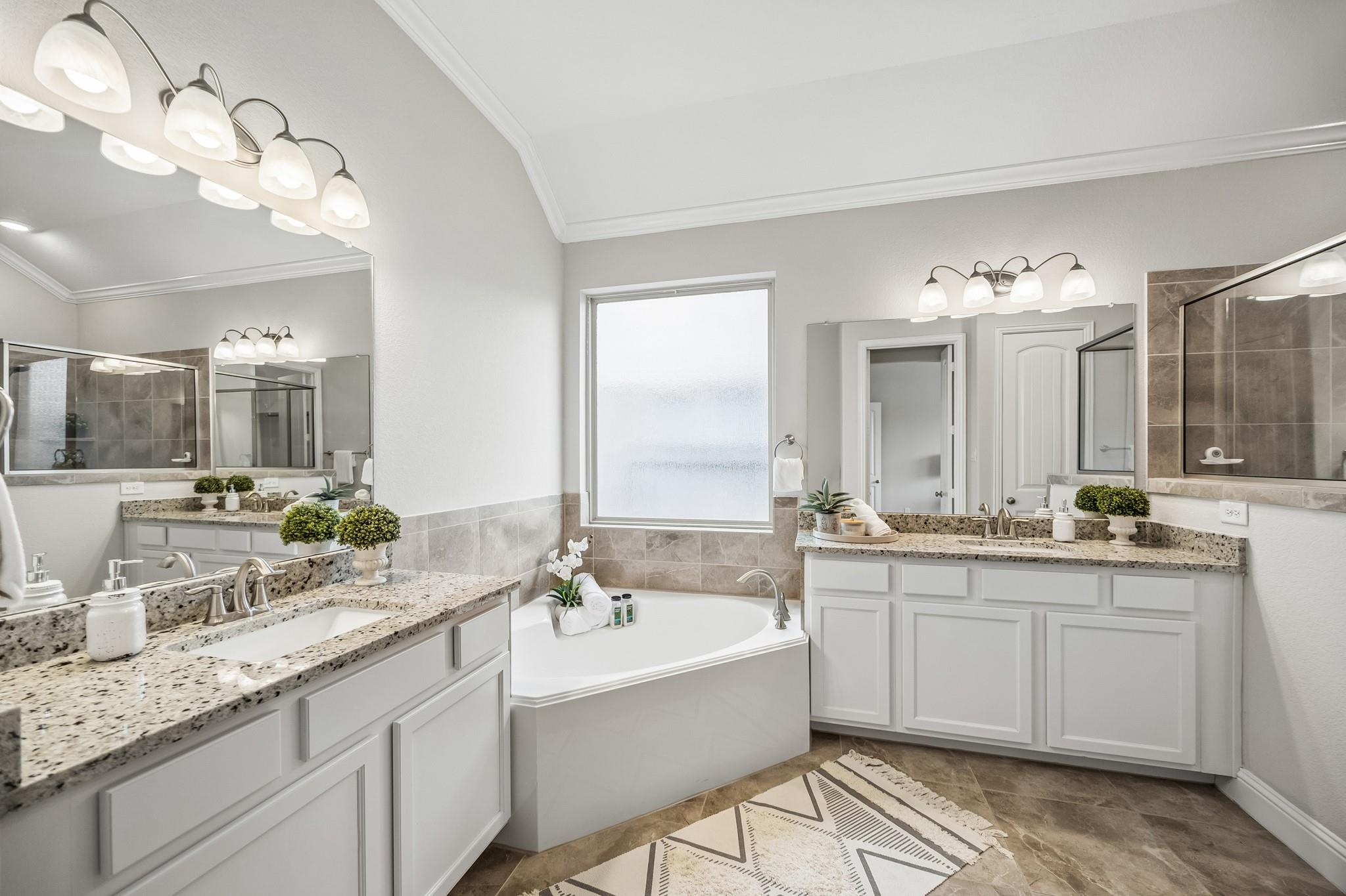 3002 Golden Honey Lane