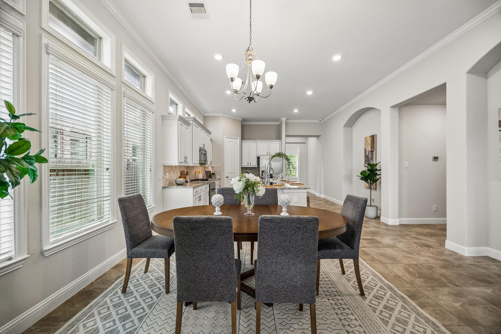 3002 Golden Honey Lane