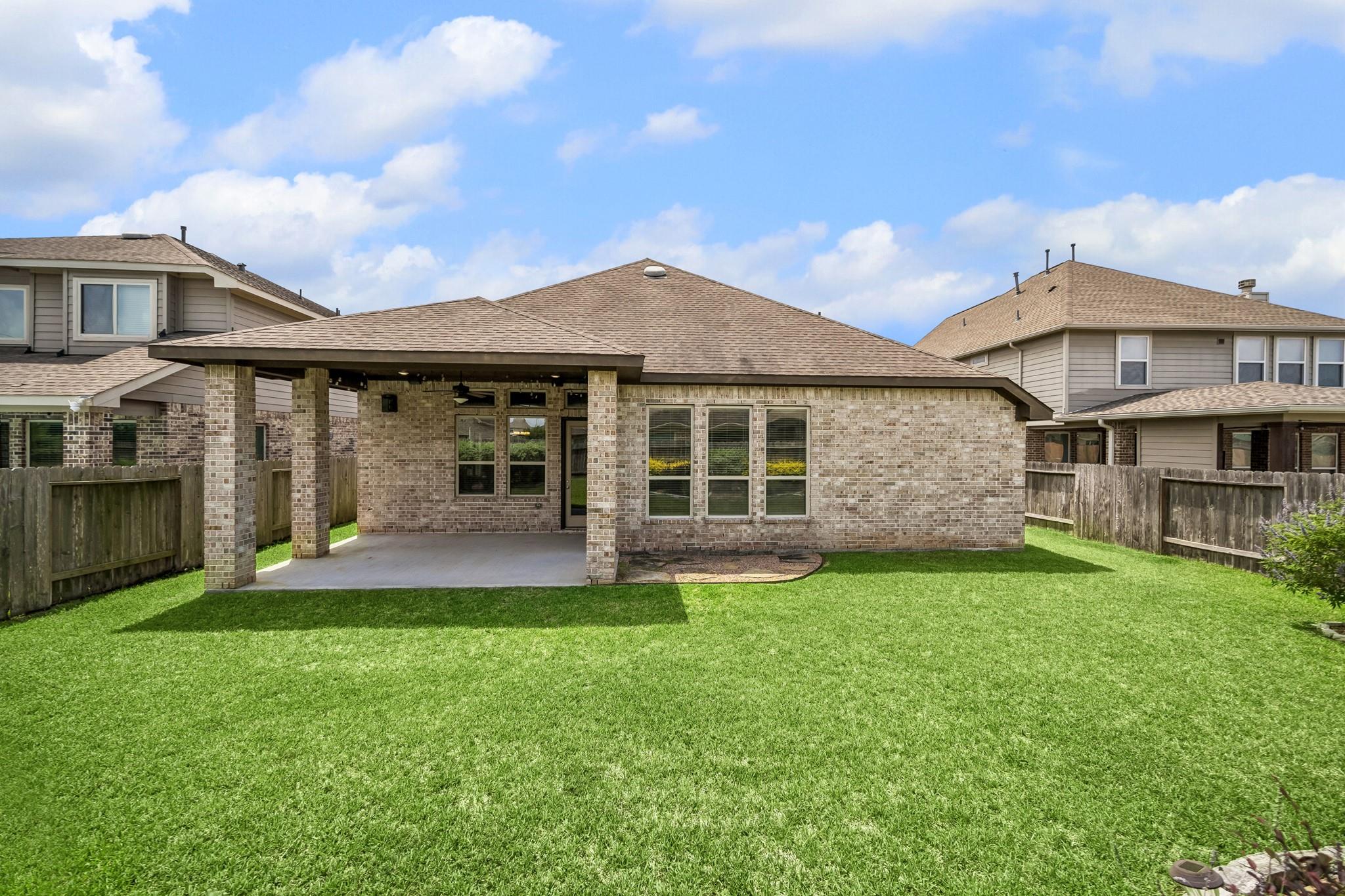 3002 Golden Honey Lane