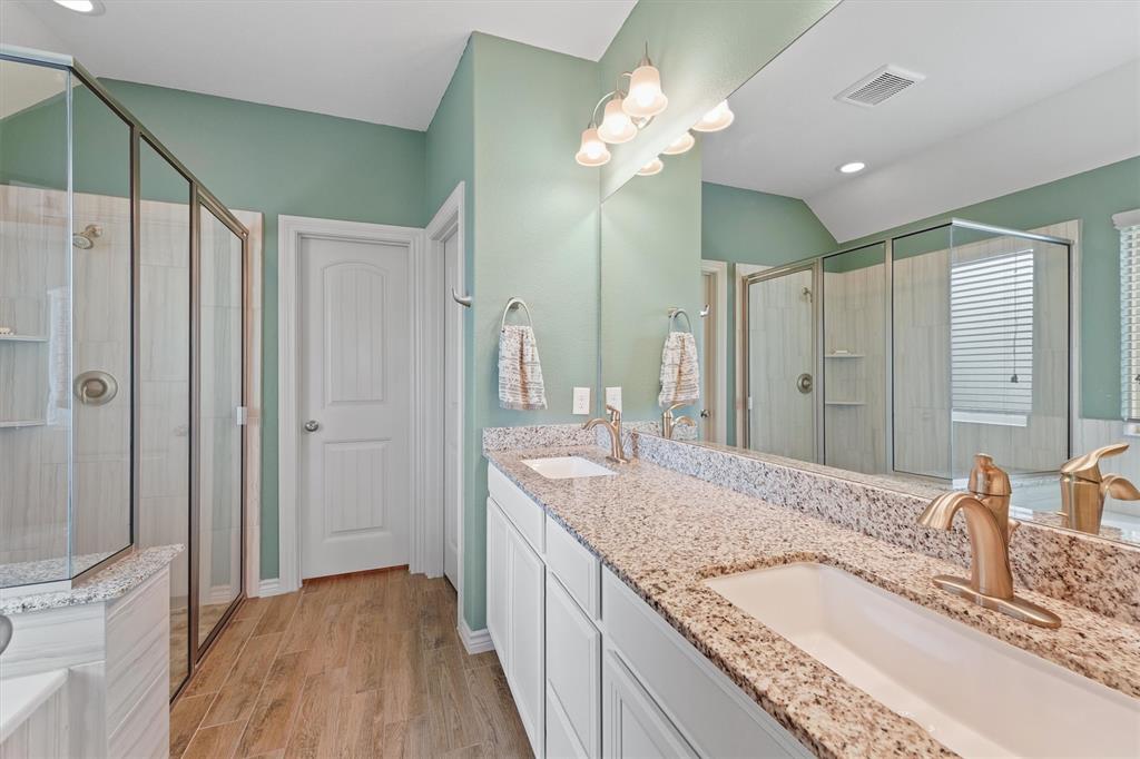 6822 Greenwood Valley Place