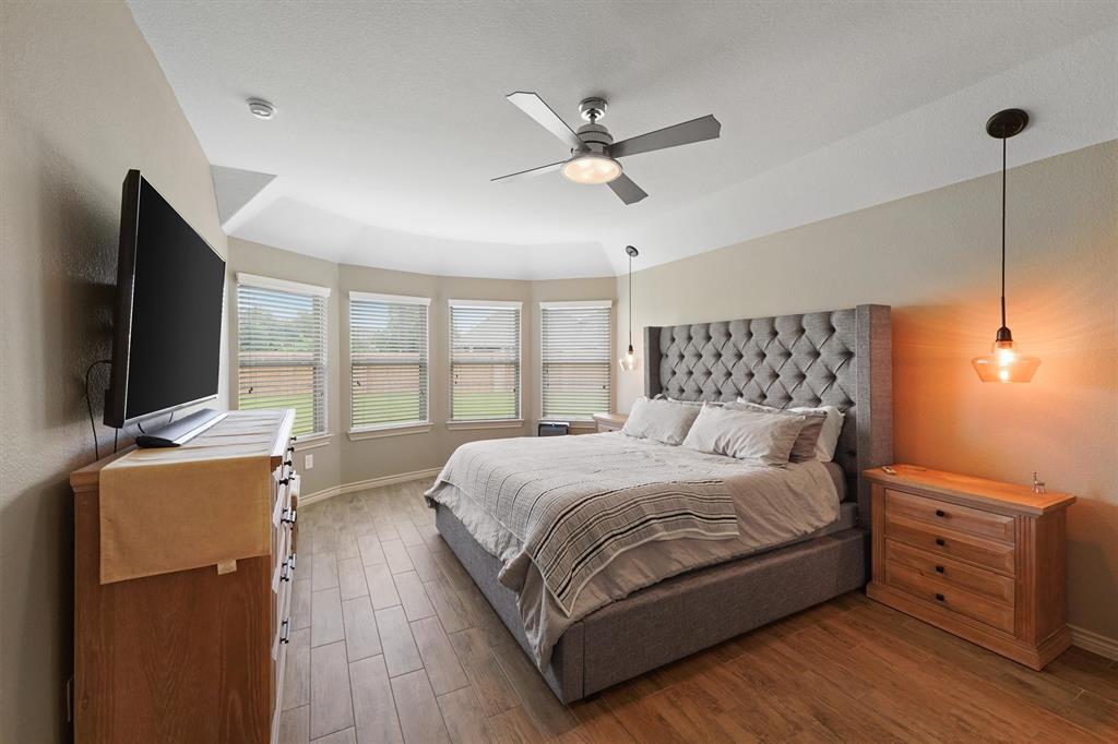 6822 Greenwood Valley Place