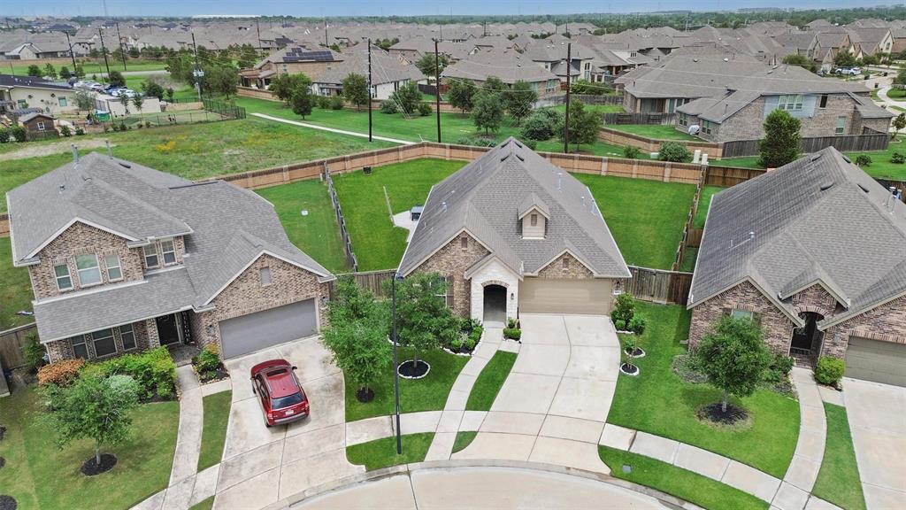 6822 Greenwood Valley Place