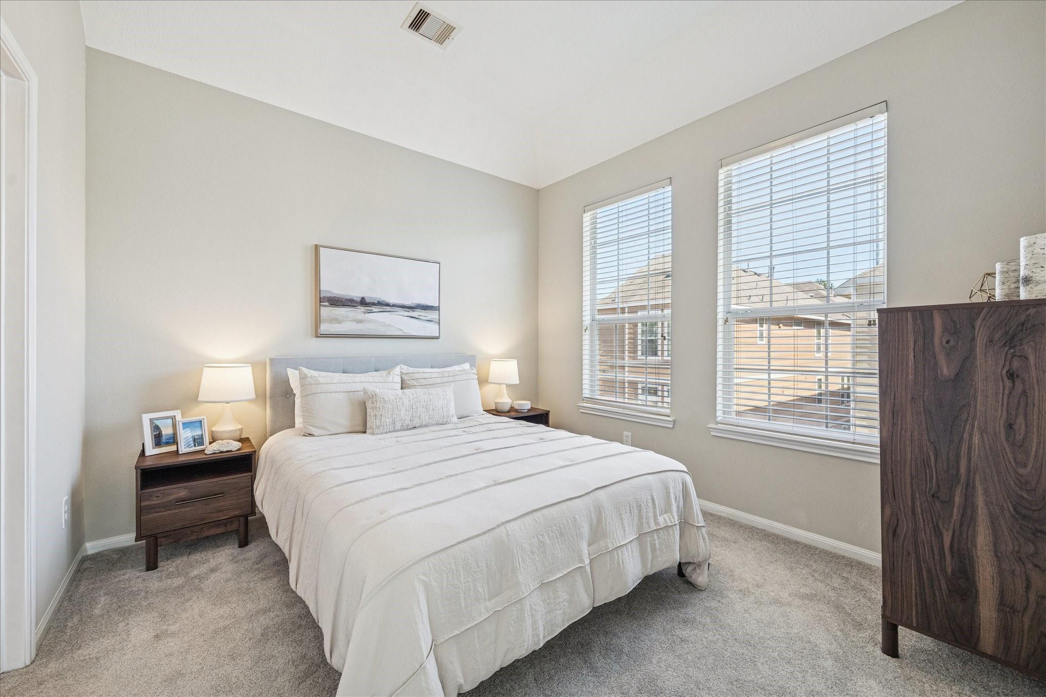 3319 Leading Point Drive