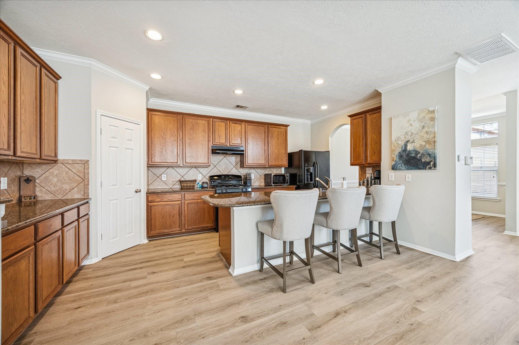 3319 Leading Point Drive