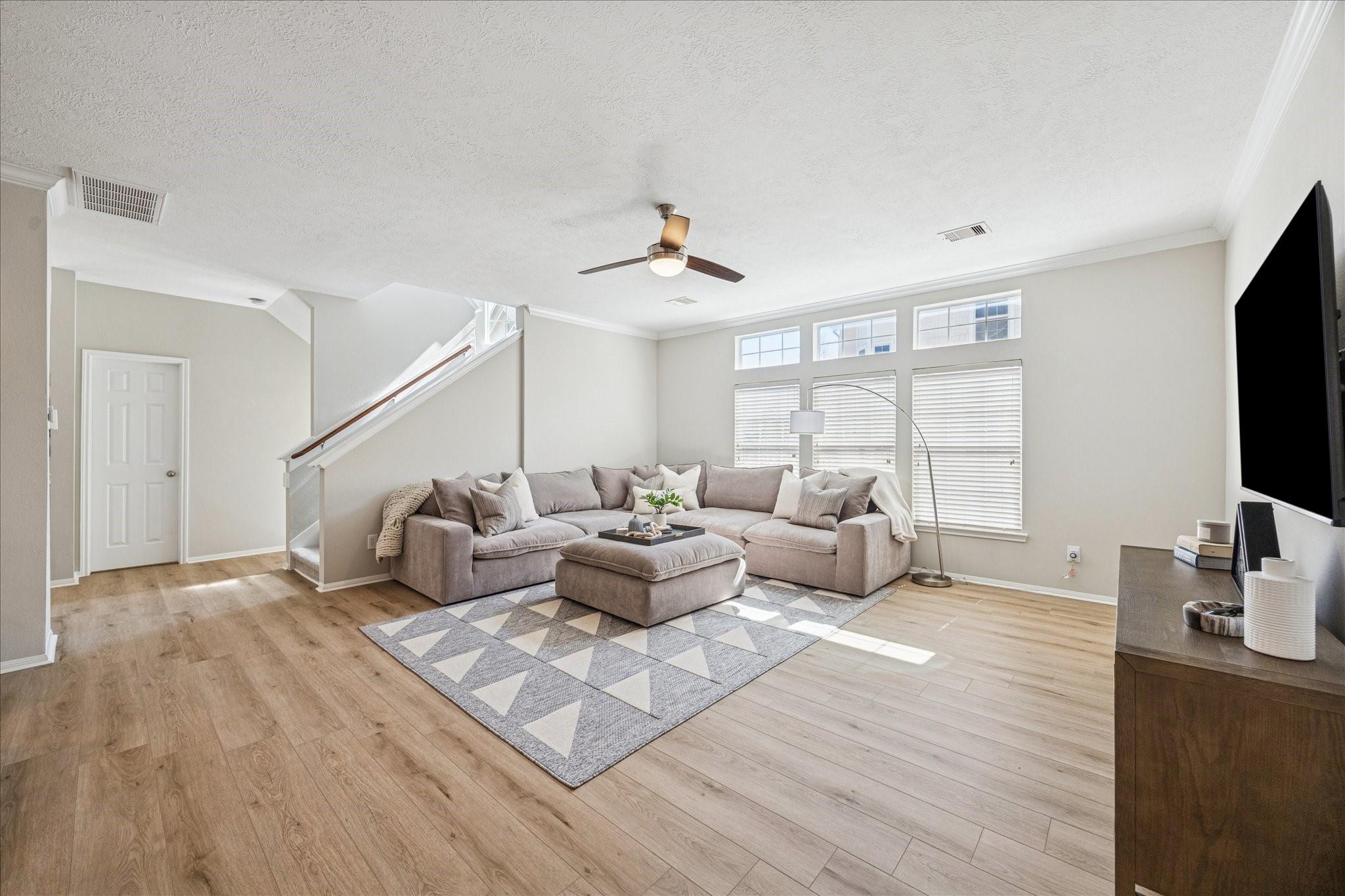 3319 Leading Point Drive