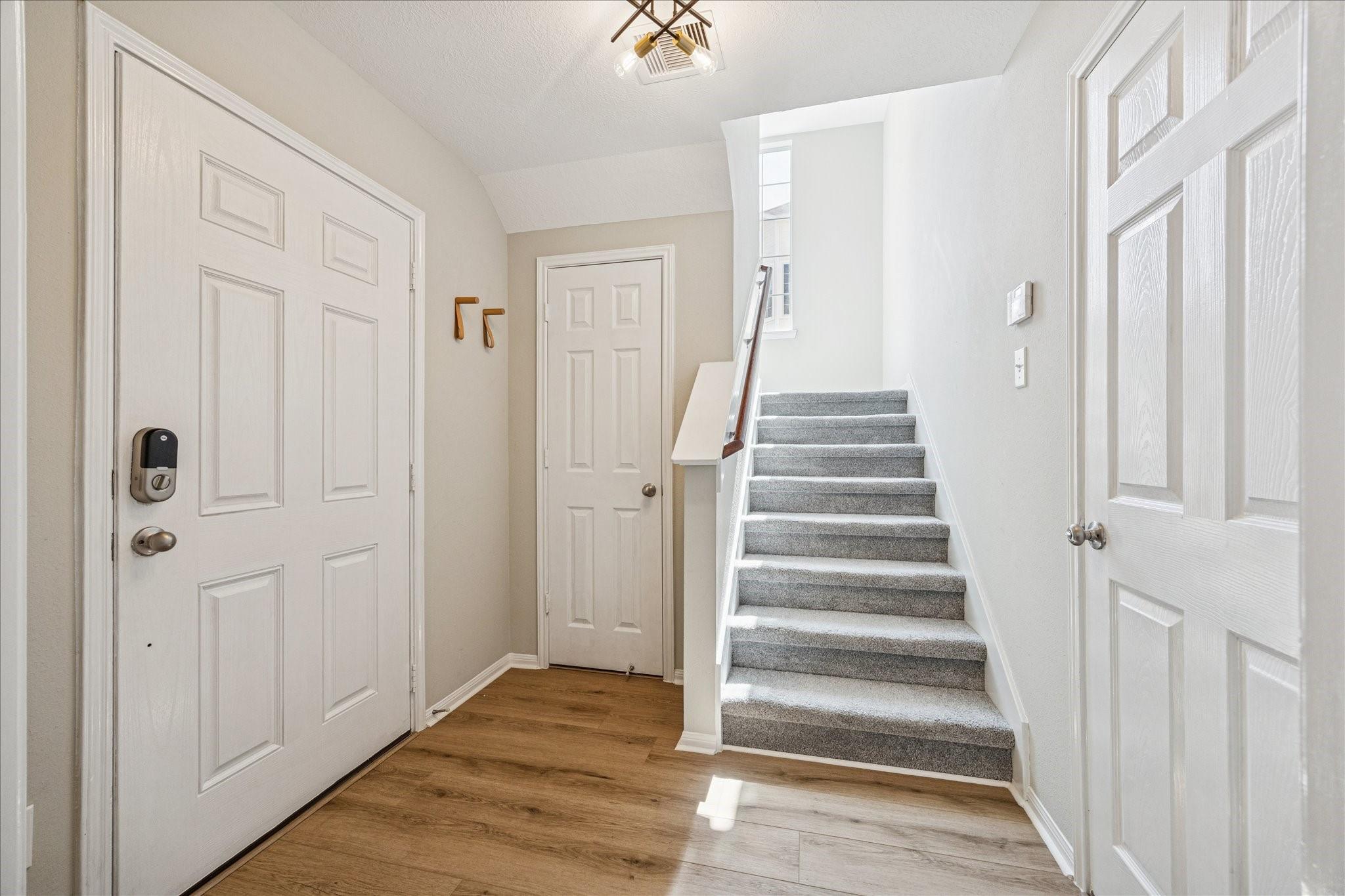 3319 Leading Point Drive