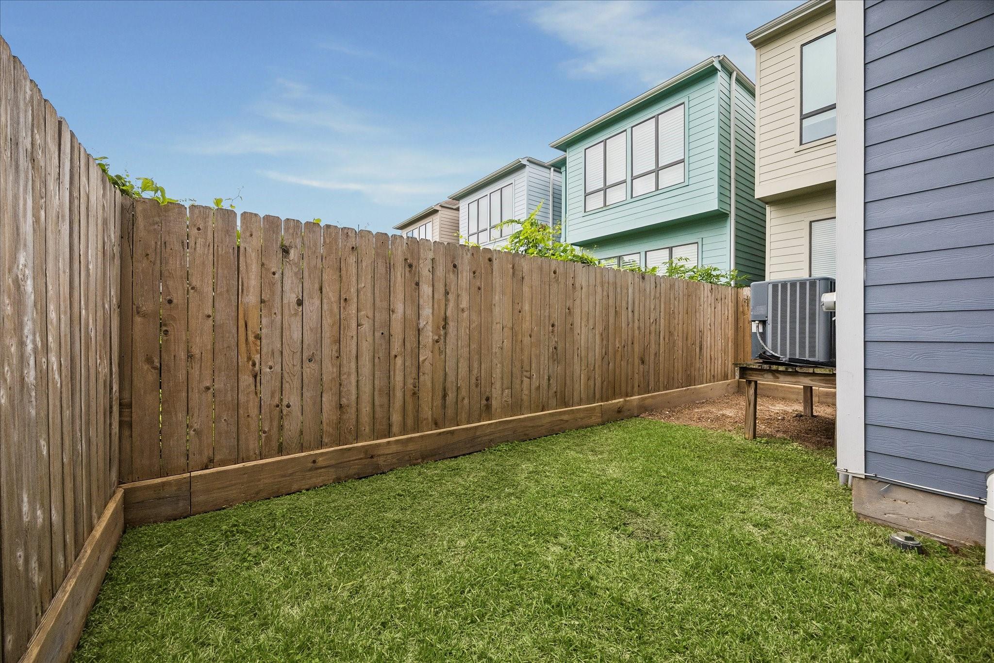 2416 Couch Street