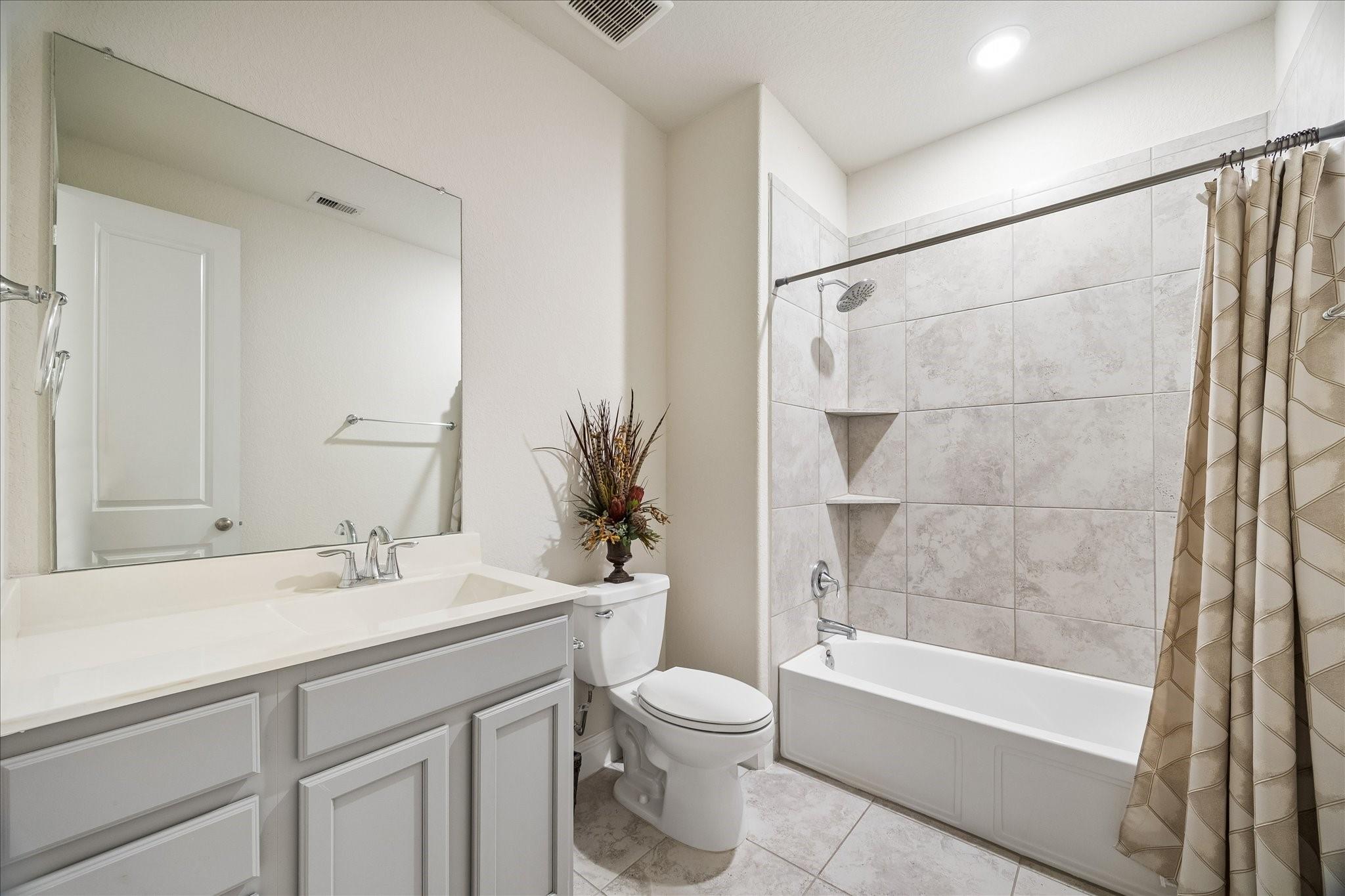 3118 Golden Honey Lane