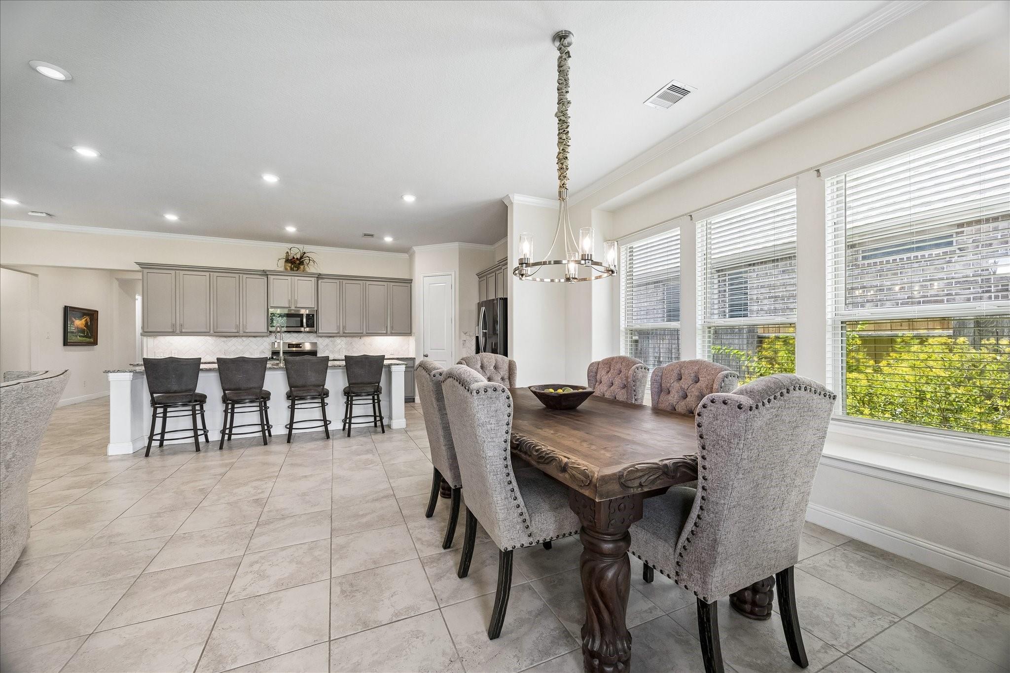 3118 Golden Honey Lane