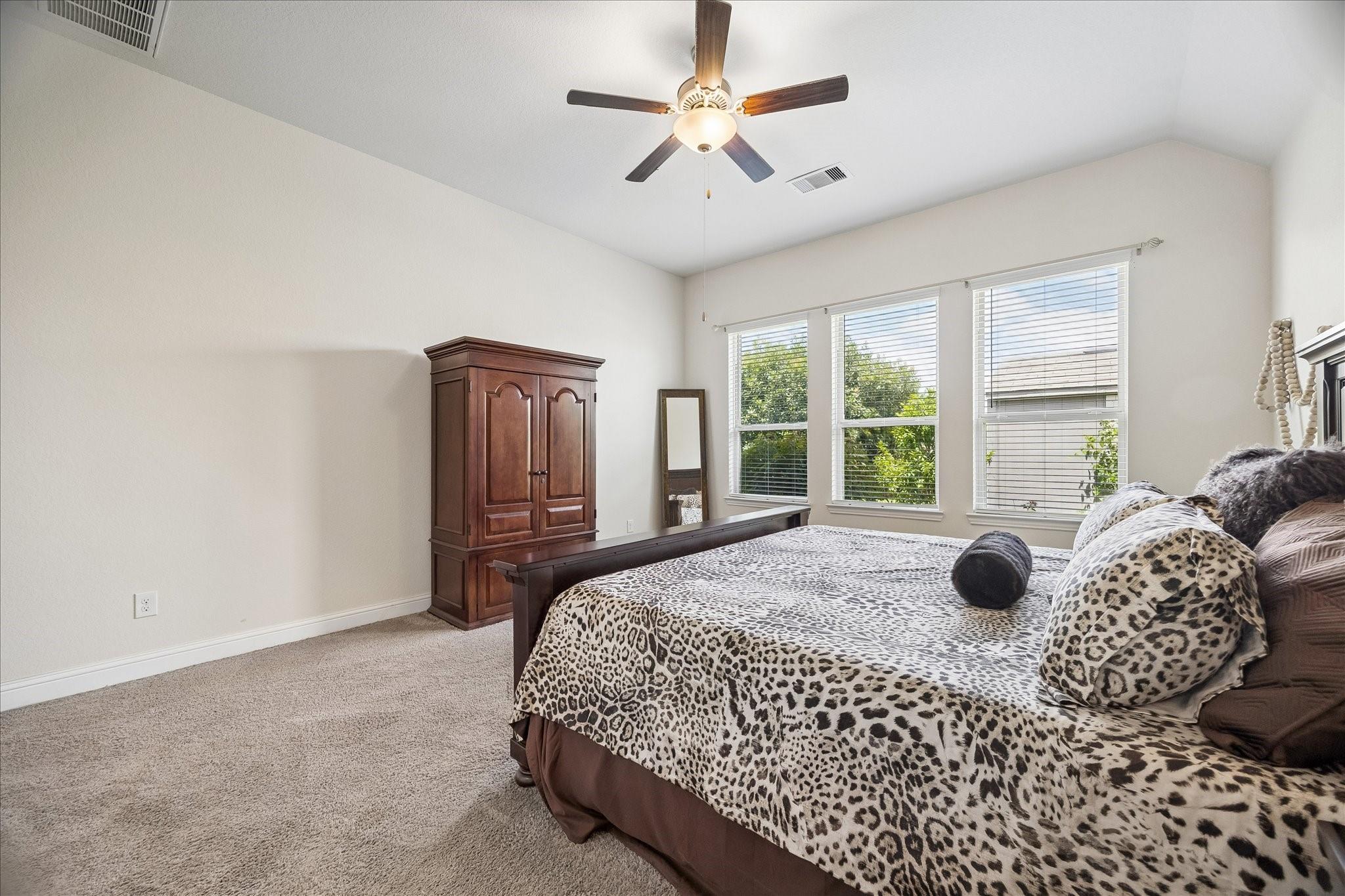 3118 Golden Honey Lane