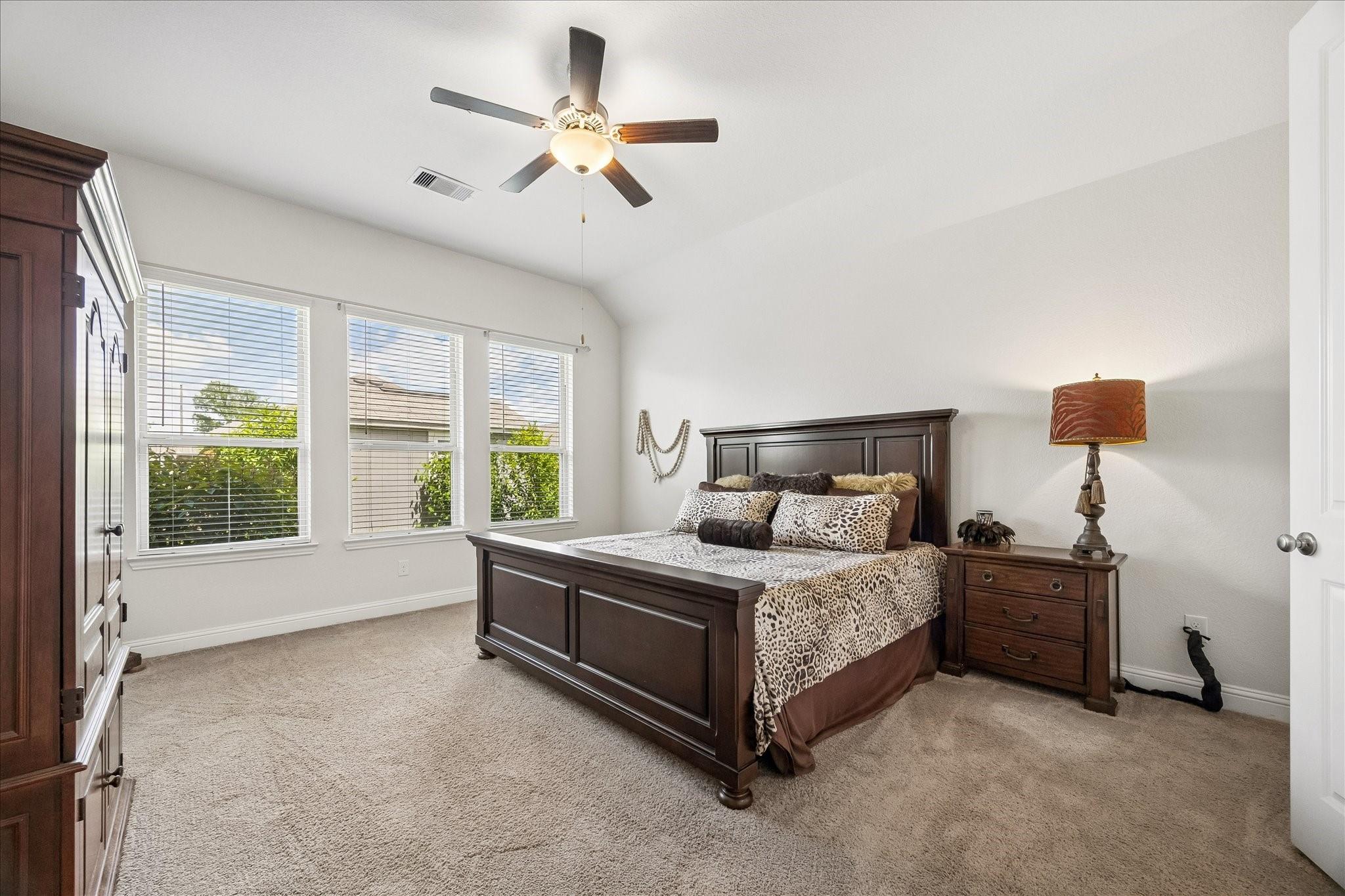 3118 Golden Honey Lane