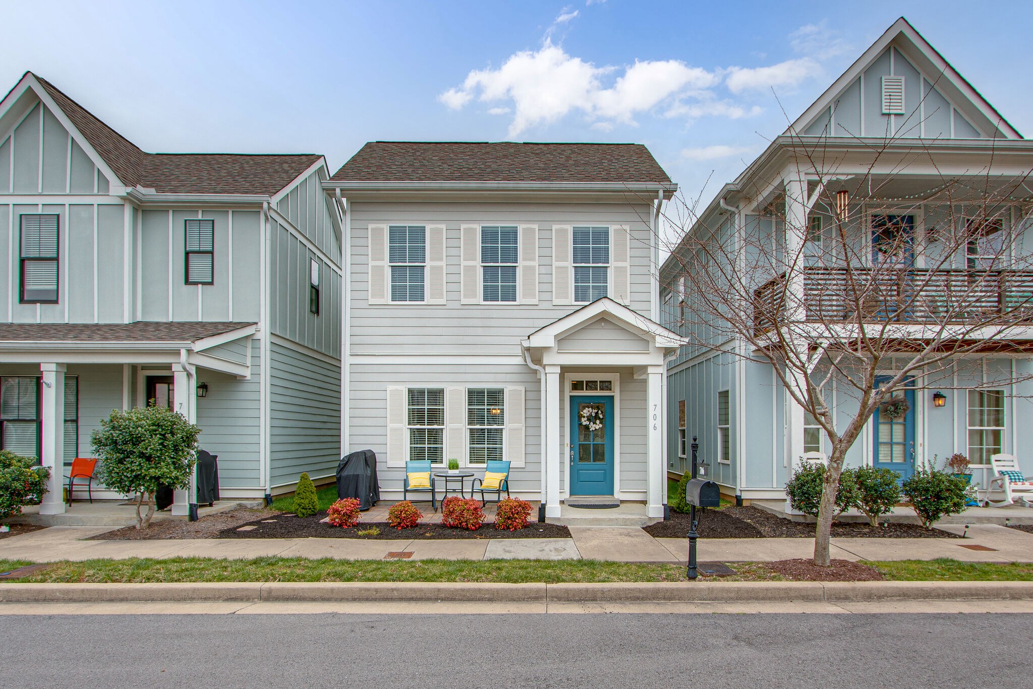 706 Cottage Park Dr
